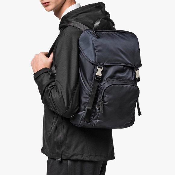 prada nylon backpack mens